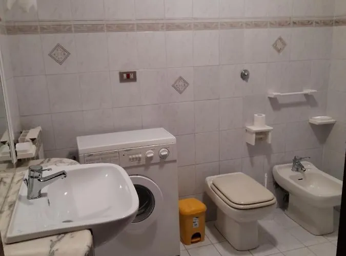 Analogic Tour - San Donato Apartment